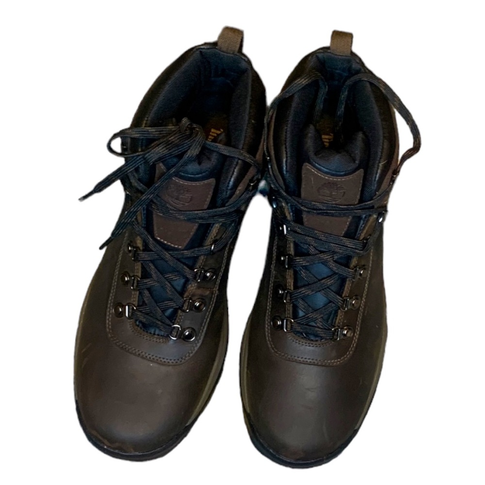TIMBERLANDS FLUME WATERPROOF MID HIKER DK BROWN FULL GRAIN. Size 11.5 NIB